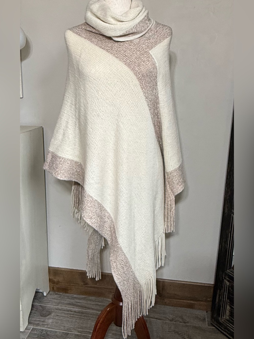 Bebe Metallic Ivory Champagne Fringe Poncho Wrap Cowl Neck One Size